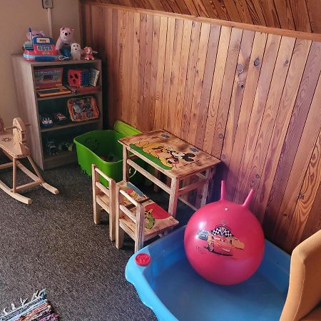 Liptovská Chata pri potoku Lipótszentmiklós Kültér fotó